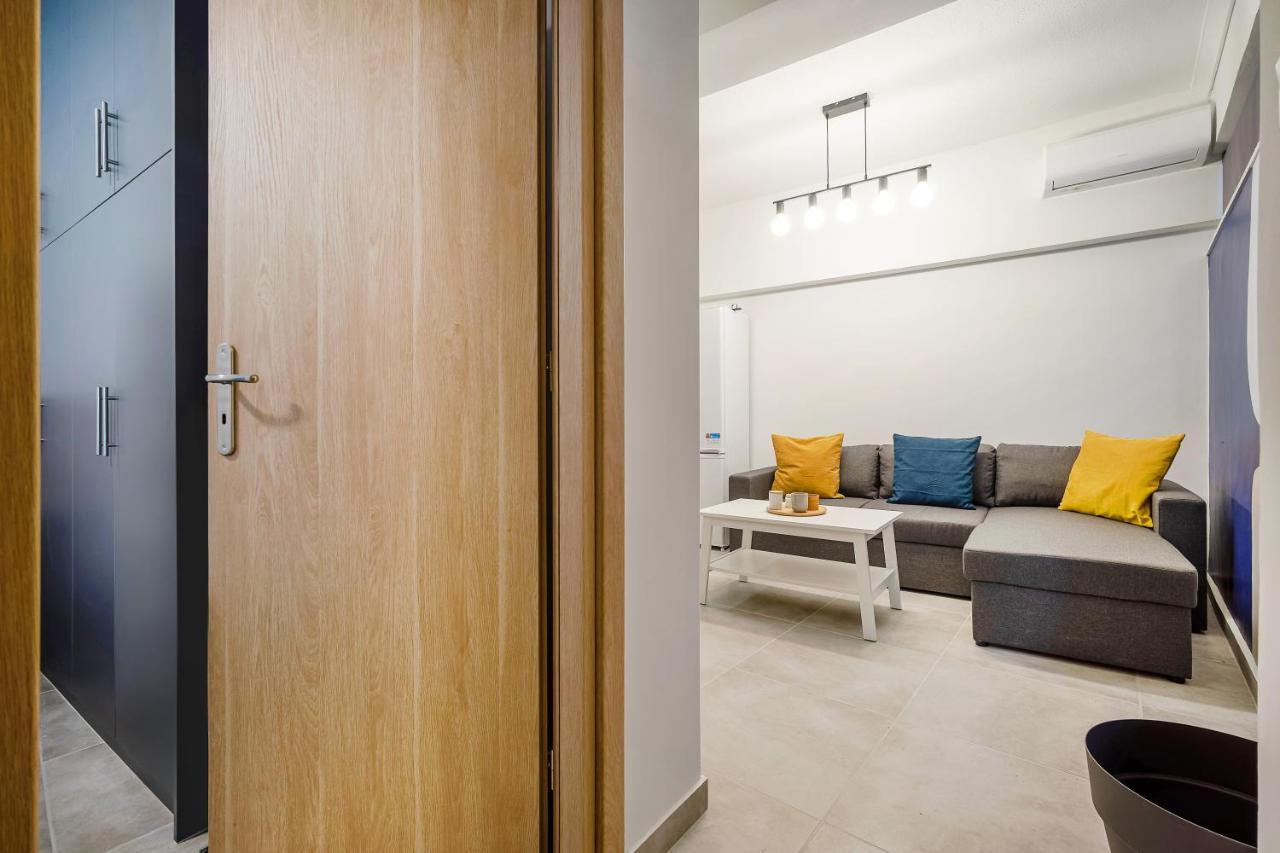 Marco'S Apartment Атина Екстериор снимка